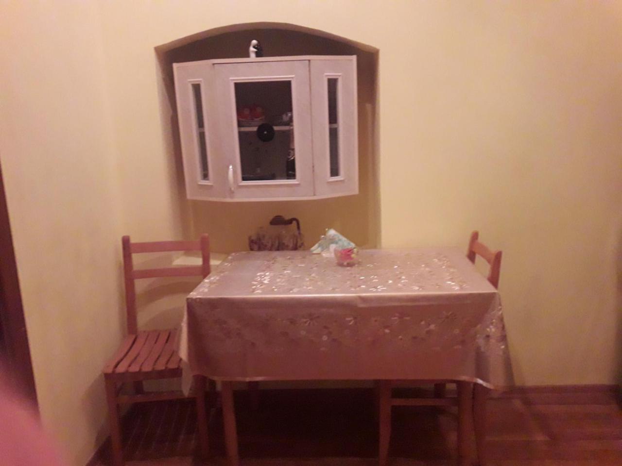 Edlen Appartement Tbilisi Buitenkant foto